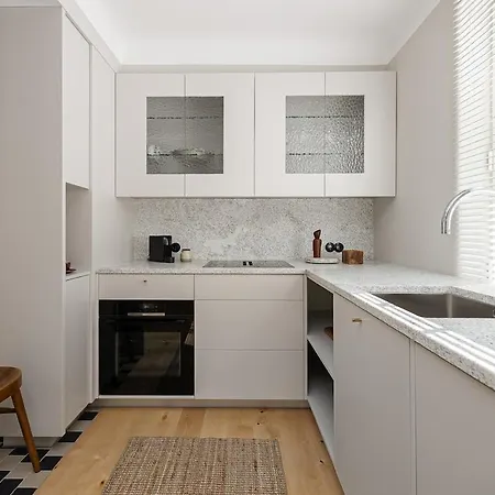 Modern Flat In A Courtyard Апартаменты Таллин