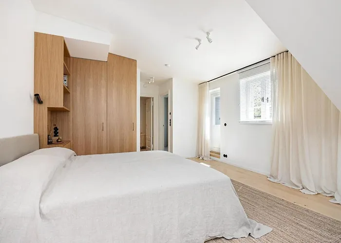 דירה Modern Flat In A Courtyard