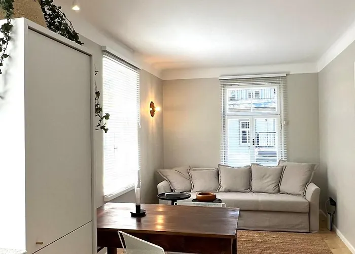 Modern Flat In A Courtyard Apartament *