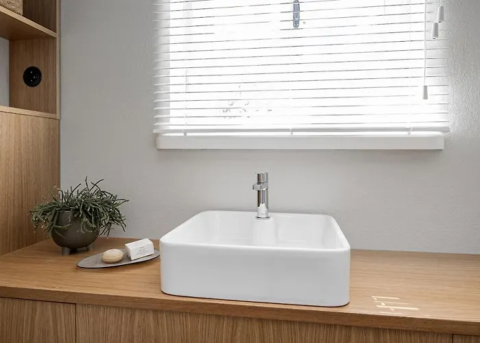 Modern Flat In A Courtyard Apartamento *